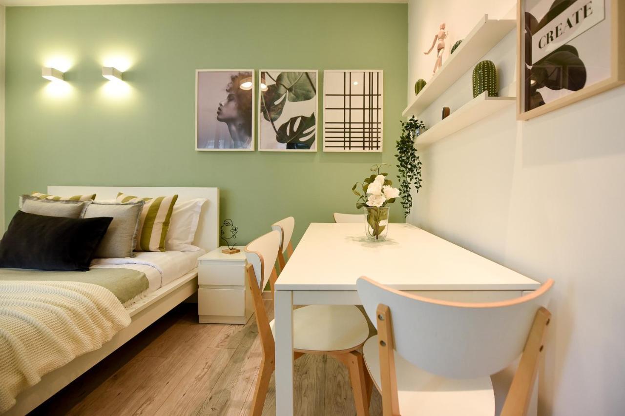 Spacious 1Br In The City Center - Amazing For Extended Stays Бухарест Экстерьер фото