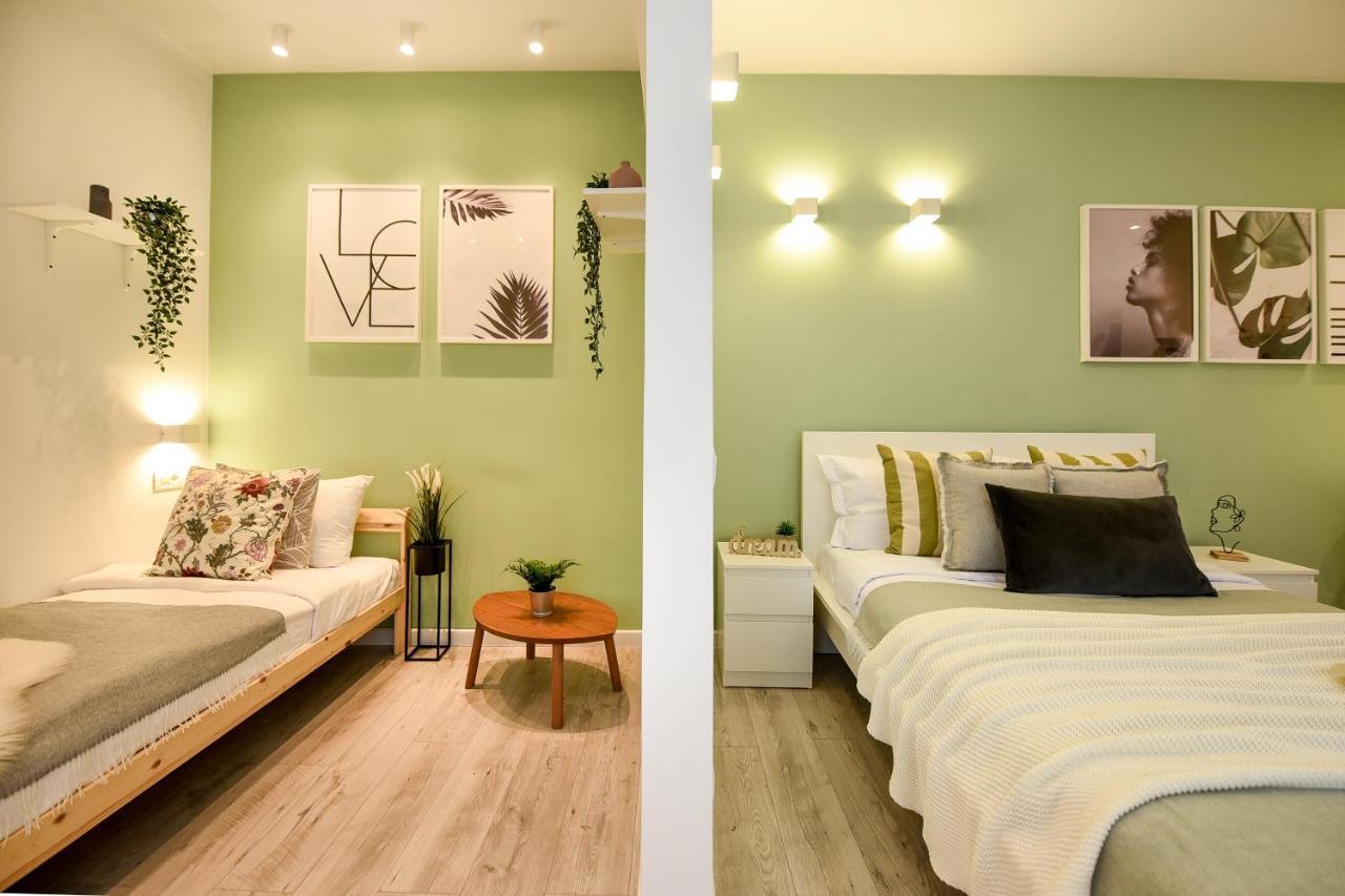 Spacious 1Br In The City Center - Amazing For Extended Stays Бухарест Экстерьер фото